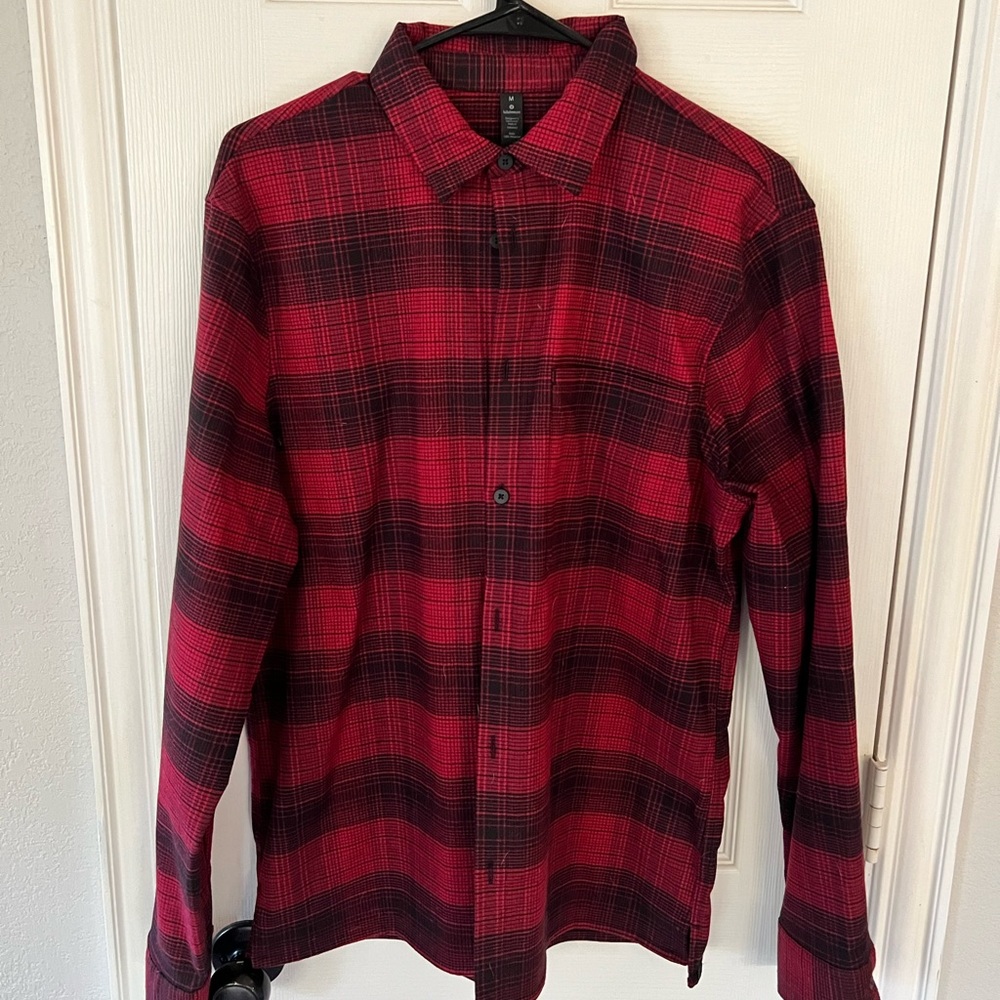 Lululemon shirt